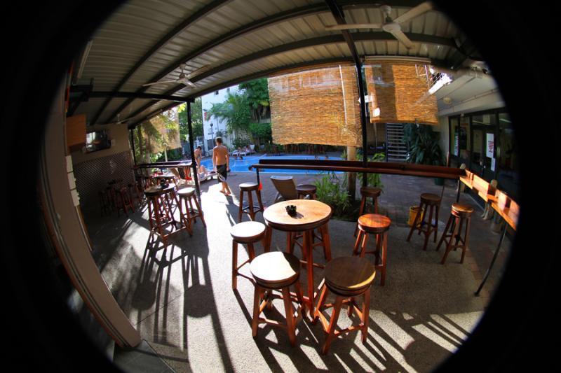 Youth Shack Backpackers Darwin Exterior photo